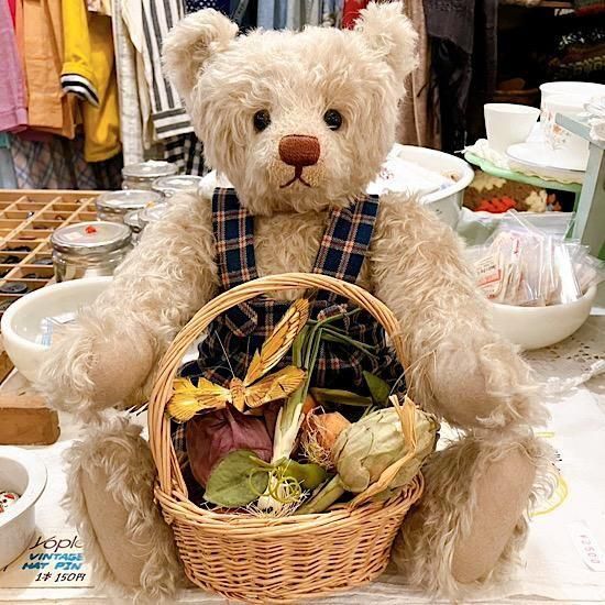 オランダ * オーディ・シソンさんのブランド *“ A Teddy…By オランダ * オーディ・シソンさんのブランド *“ A Teddy…By