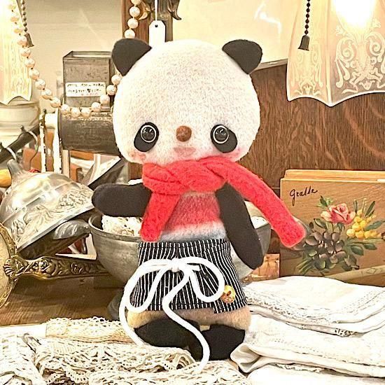イシカワヨリコさんのブランド ” しろくろや” さん ＊ フカフカ