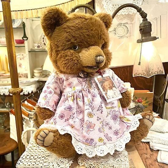 【レア品！新品・未使用品】和花ちゃん視点の限定品写真集「大熊猫的朋友圏」 金華山 桜 クマ ぬいぐるみ 320mm×180mm
