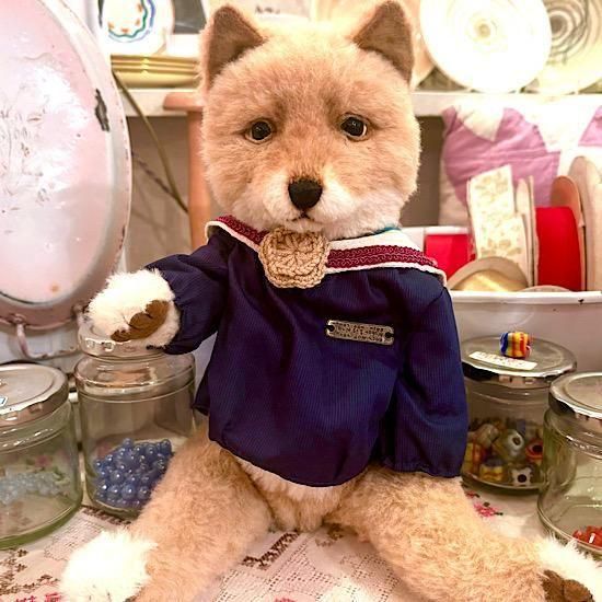 テディベア＆欧米の古着＆アンティーク専門店のレッドバロウ