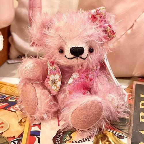 テディベア＆欧米の古着＆アンティーク専門店のレッドバロウ