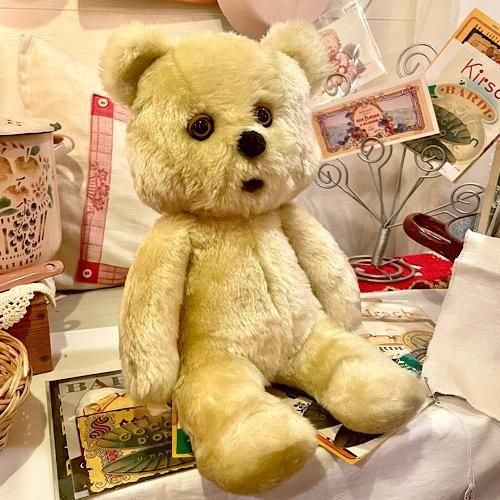 Frederick くまのboo　貝戸由希さん　作家　テディベア 貝戸由希さん ＊ ”Frederic ＊ フレデリック “ ＊ 眠そうな顔が