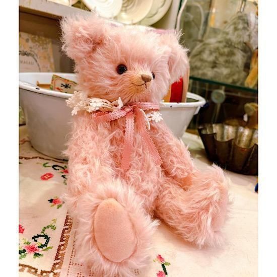 まつもとようこさんの作品 ＊ ピンク×ピンクの華やかなベアちゃん