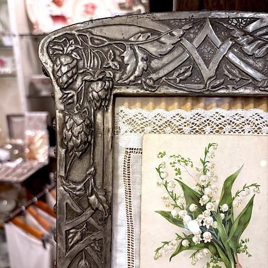 ヨーロッパ輸入雑貨♡アールヌーヴォーな銀色フォトフレーム♡ガラス入り♪ フォトフレーム シルバー｜インテリア専門店エルジュエル