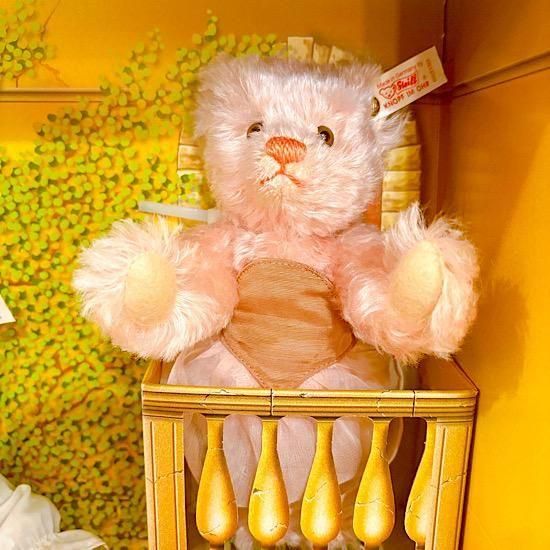 1999年 ＊ イギリスの高級百貨店 