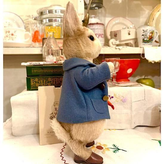 R.ジョン・ライト / R.John Wrightさん作品 ＊「 Peter Rabbit