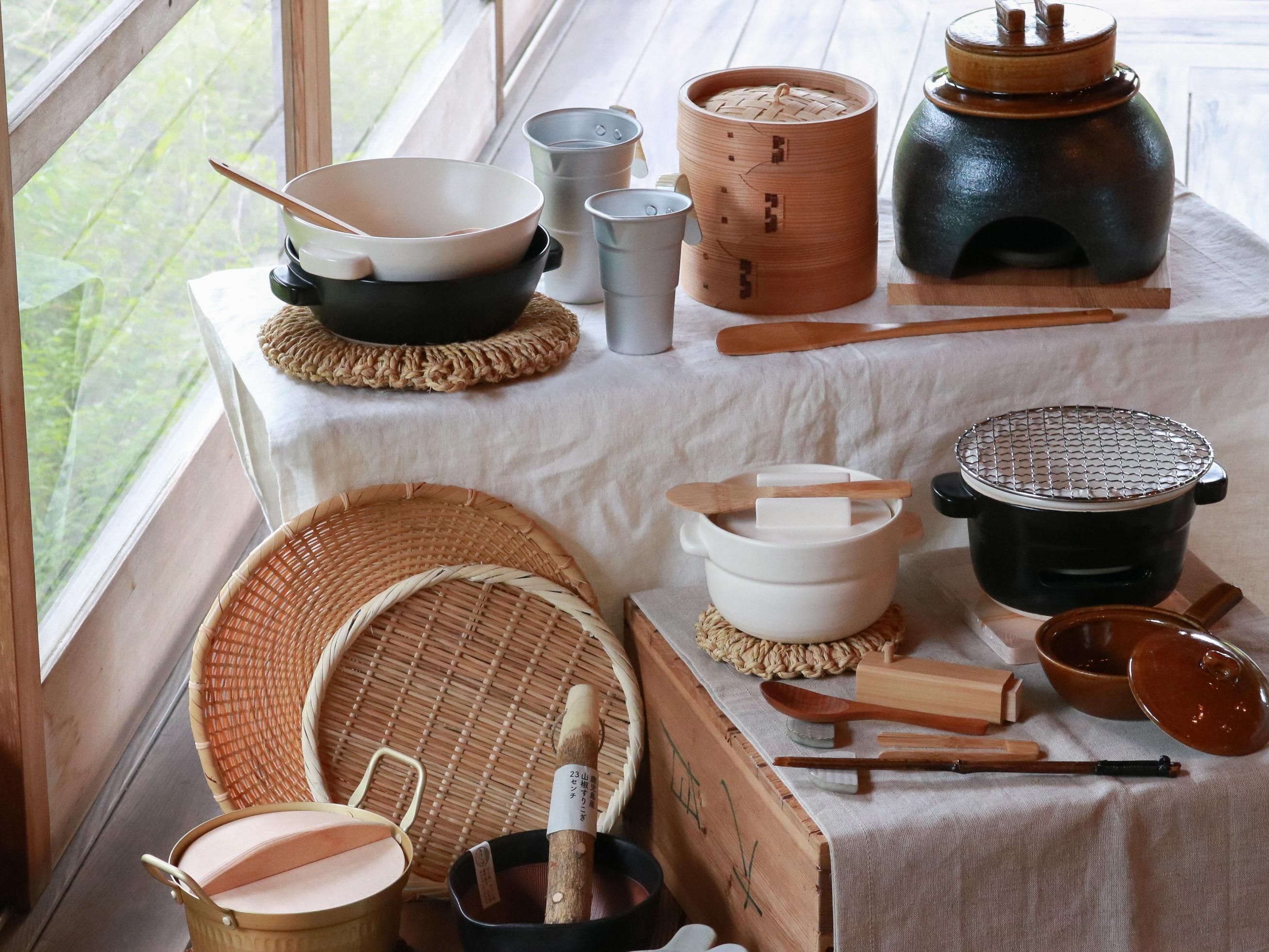 くろちく【新品】高級麻暖簾♪円相戌♪150センチ 27000円 くろちく【新品】高級麻暖簾♪円相戌♪150センチ 27000円