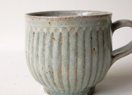 マグカップ・中 緑灰釉｜くるり窯 - ころは online store