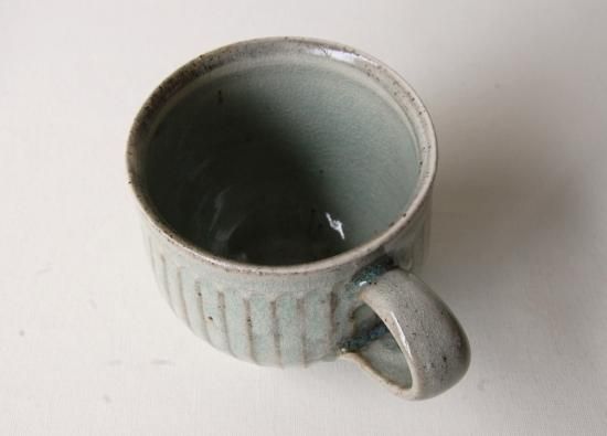 マグカップ・中 緑灰釉｜くるり窯 - ころは online store
