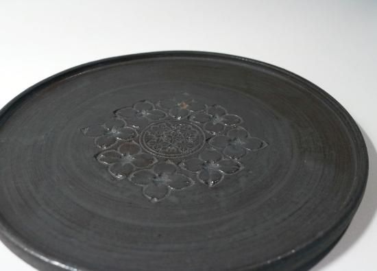 フラットプレート（小）黒-a｜うつわうたたね - ころは online store