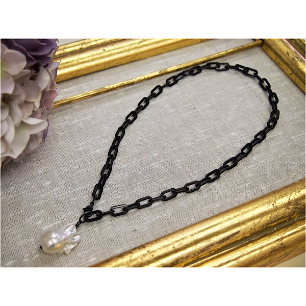 <img class='new_mark_img1' src='https://img.shop-pro.jp/img/new/icons14.gif' style='border:none;display:inline;margin:0px;padding:0px;width:auto;' />CLOUD Black chain necklace