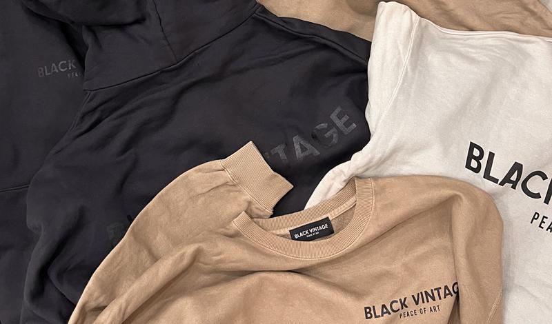 BLACK VINTAGE LOOKBOOK 3