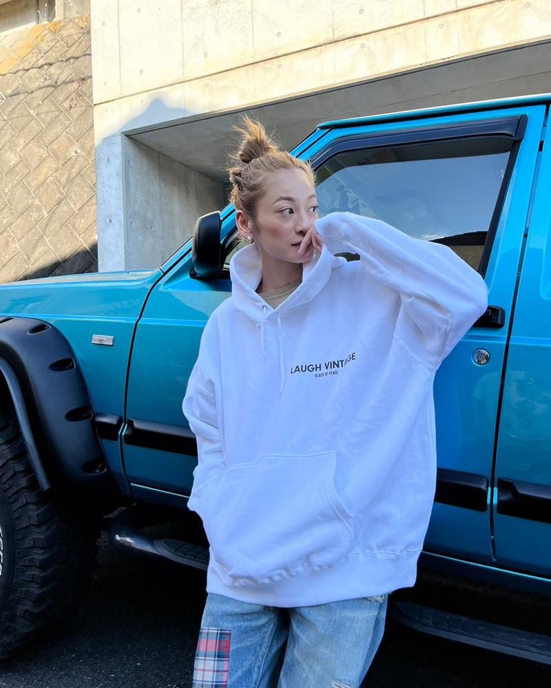 LAUGH&PEACE LOOKBOOK 1