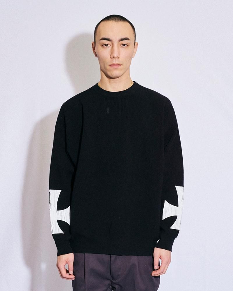 TAIN DOUBLE PUSH HEARTBREAK WAFFLE CREW NECK