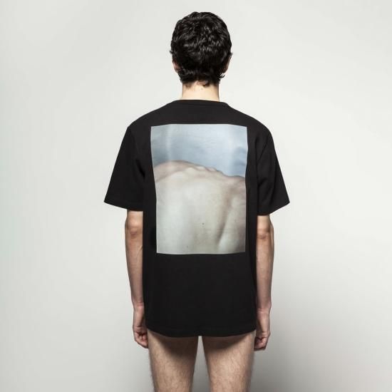 ANATOL | SPINE TEE / BLACK