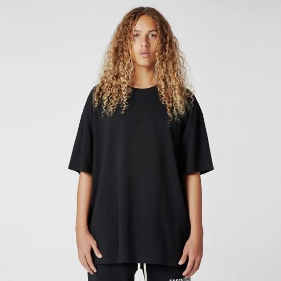 FOG ESSENTIALS | BOXY GRAPHIC T-SHIRT / BLACK