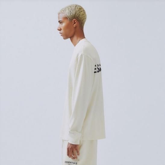 FOG ESSENTIALS | BOXY GRAPHIC LONG SLEEVE T-SHIRT / CREAM