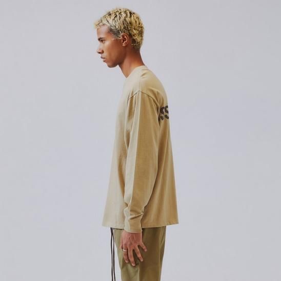 FOG ESSENTIALS | BOXY GRAPHIC LONG SLEEVE T-SHIRT / TAN