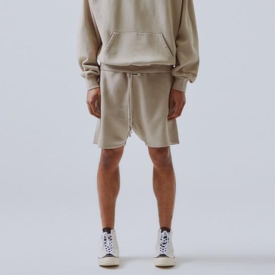 FOG ESSENTIALS | RUBBER TAG PRINT SWEAT SHORTS / TAN