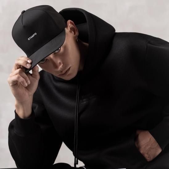 STAMPD | CLASSIC LOGO SNAP BACK / BLACK