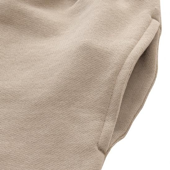 FOG ESSENTIALS | RUBBER TAG PRINT SWEAT SHORTS / TAN