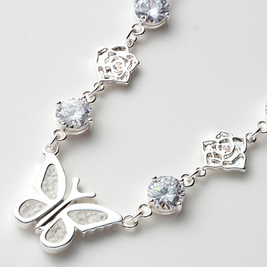 STUGAZI | CRYSTAL BUTTERFLY ANGEL NECKLACE / ELECTRIC SILVER