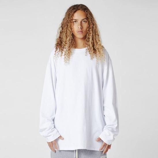 FOG ESSENTIALS | BOXY GRAPHIC LONG SLEEVE T-SHIRT / WHITE