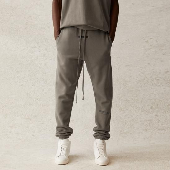 FOG ESSENTIALS | RUBBER TAG PRINT SWEATPANTS / TAPUE