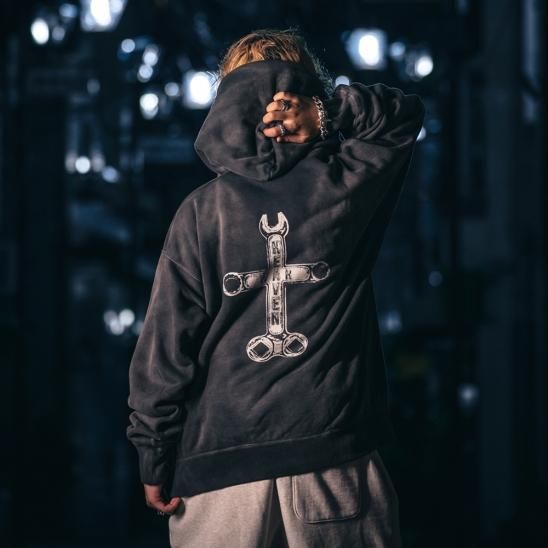 SAINT MXXXXXX(セントマイケル) 商品ページ - HOODIE SPANNER SAINT MXXXXXX(セントマイケル) 商品ページ - HOODIE SPANNER