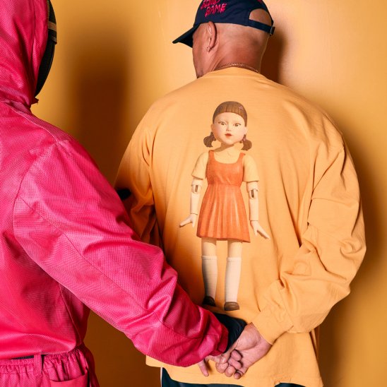 EMOTIONALLY UNAVAILABLE X SQUID GAME | SGM X EU DOLL LONG SLEEVE TEE / BEIGE