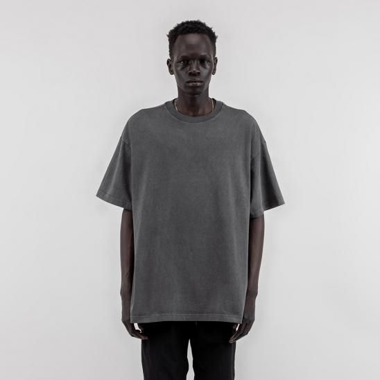 STAMPD | STACKED BACK RELAXED TEE / STORM