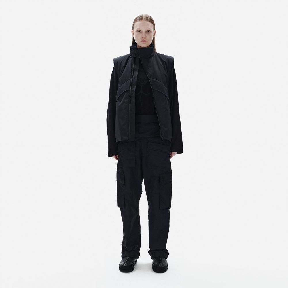 D-VEC X ALMOSTBLACK | WINDSTOPPER BY GORE-TEX LABS 2L PRIMALOFT VEST / BLACK