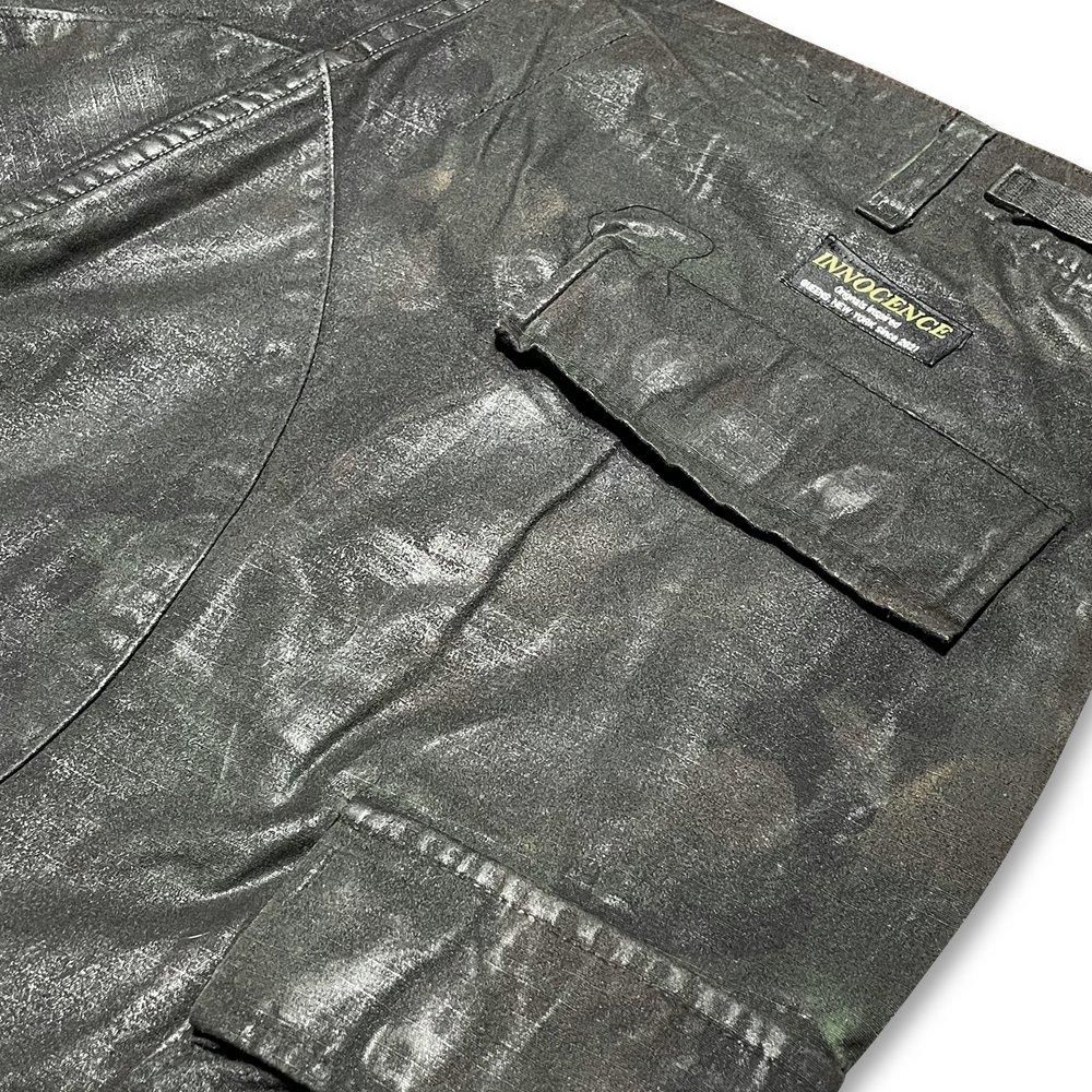 INNOCENCE | CAMO WAX PANTS / BLACK