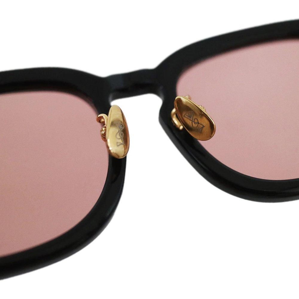 MAYO | WAYFARER SUNGLASSES / BLACK X PINK