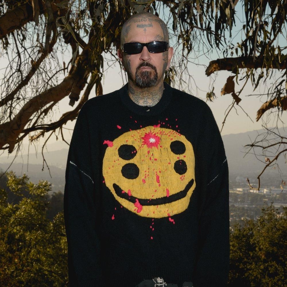 SAINT MXXXXXX | CP_CREW NECK KINT SMILE / BLACK