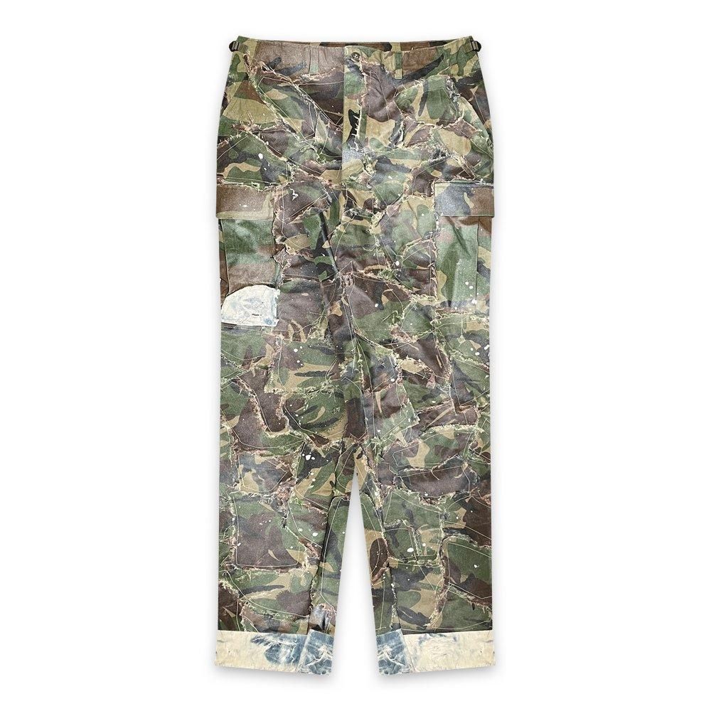 INNOCENCE | CAMO PATCHWORK DOCKING PANTS / MULTI
