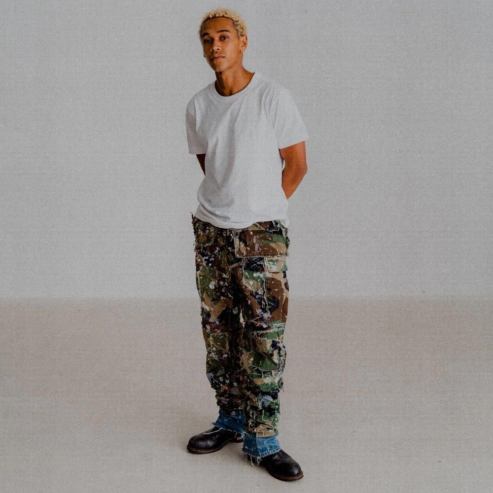 INNOCENCE | CAMO PATCHWORK DOCKING PANTS / MULTI