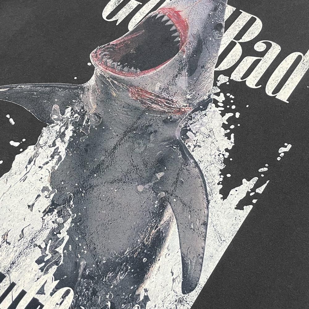 A GOOD BAD INFLUENCE | SHARK T-SHIRT / BLACK