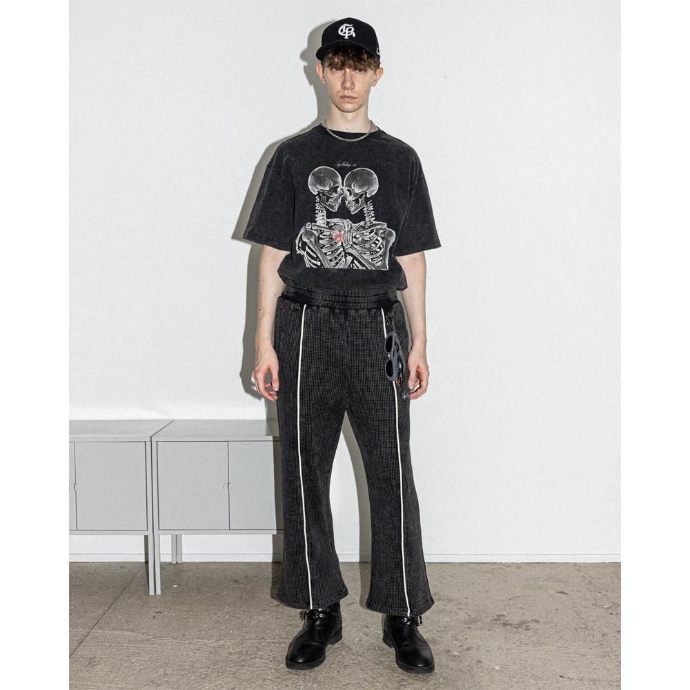 A GOOD BAD INFLUENCE | LOVE ETERNALLY T-SHIRT / BLACK