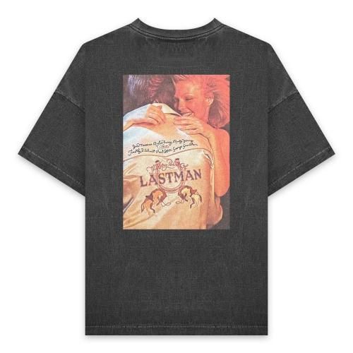 LASTMAN | PRINTED TEE -HUG- / BLACK