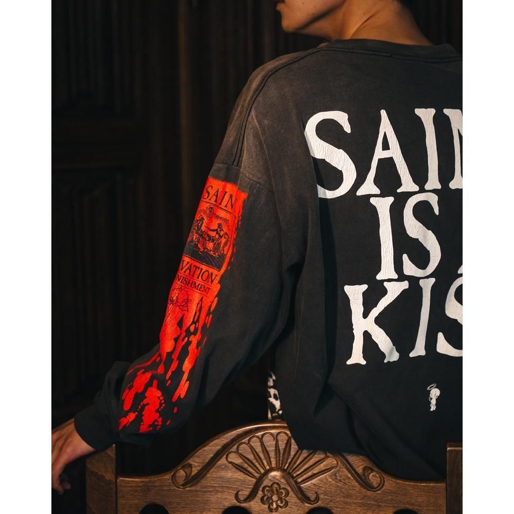SAINT MXXXXXX | LS TEE SAINT IS A KISS / BLACK