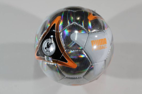 プーマサッカーボール４号球・５号球 ￥3,300⇒￥1,900 ０８３７６８