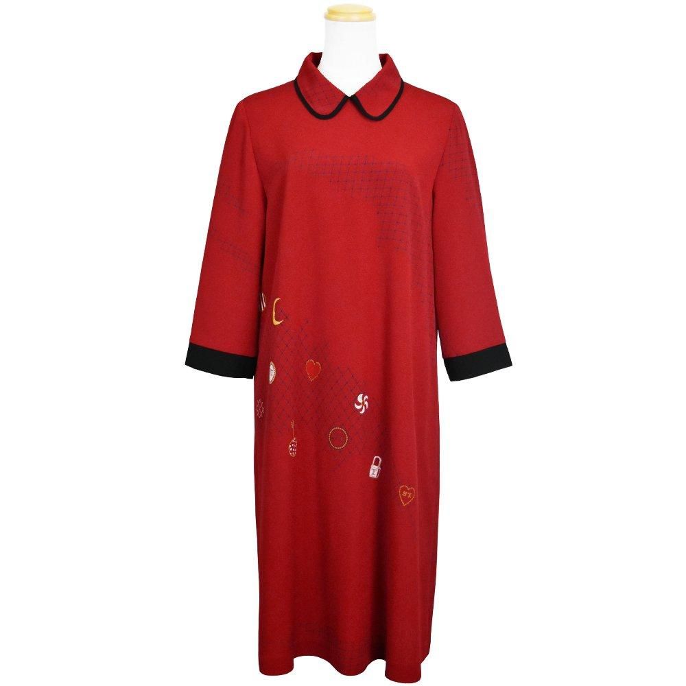 <img class='new_mark_img1' src='https://img.shop-pro.jp/img/new/icons20.gif' style='border:none;display:inline;margin:0px;padding:0px;width:auto;' />40%OFF【スパイダーチャーム】７分袖パイピングカラーワンピース　レッド