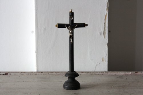 キリスト金属オブジェ付き十字架 - L'atelier Brocante / ラトリエ 