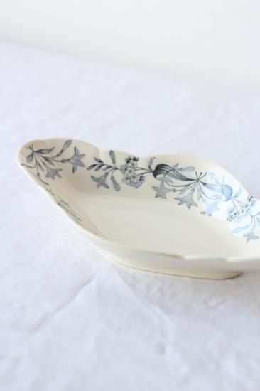 青花柄の絵付ラヴィエ - L'atelier Brocante / ラトリエ