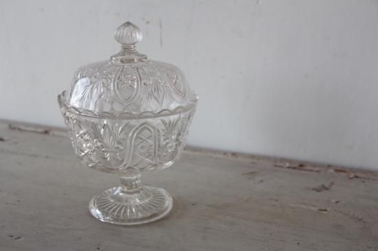 蓋付ガラス製ボンボニエールB - L'atelier Brocante / ラトリエ 蓋付ガラス製ボンボニエールB - L'atelier Brocante / ラトリエ