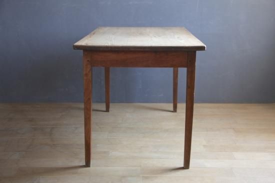 フランスアンティーク家具　アンティークテーブル　ブロカント　ヴィンテージ フランスアンティーク 木製ローテーブル - L'atelier Brocante
