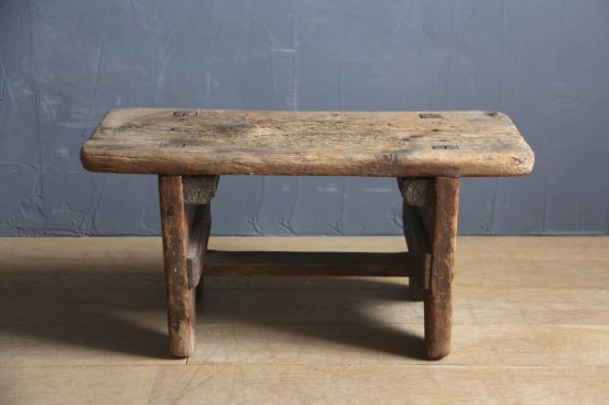 フランスからのかわいい木製ペイントテーブル　スツール　踏み台美容室