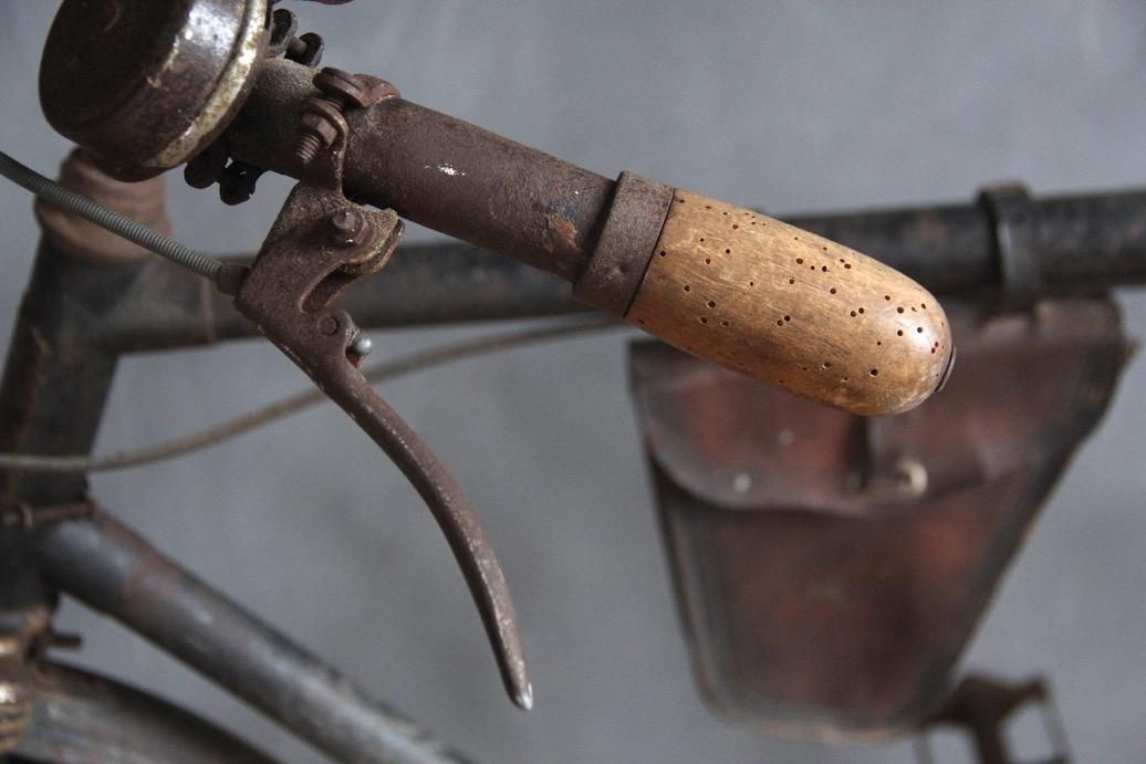 フランスアンティーク 郵便配達自転車 - L'atelier Brocante