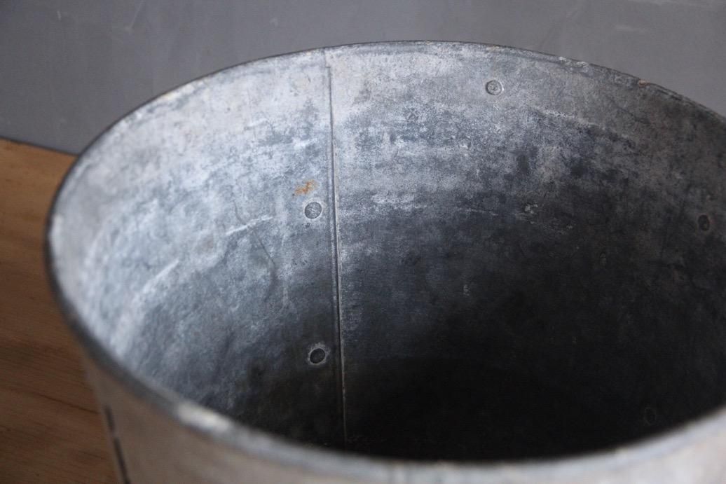 フランスアンティーク 持ち手付きブリキバケツ - L'atelier